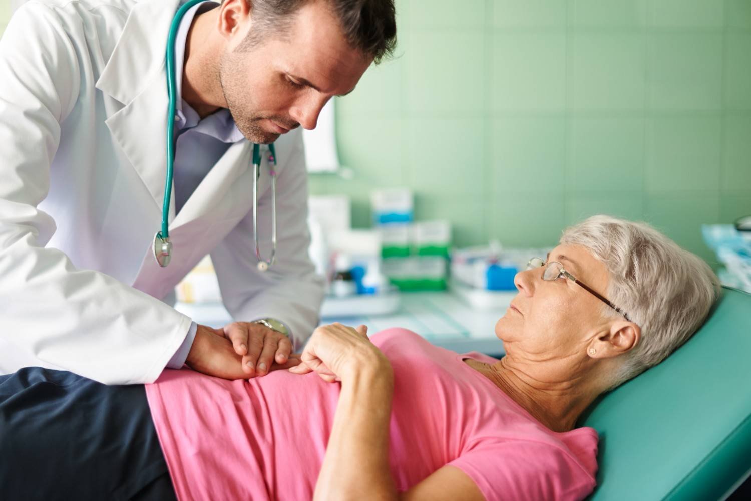 Kidney Stone Specialist in Noida Extension